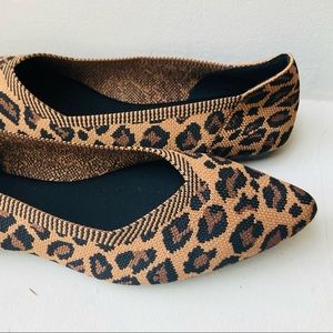 Leopard print pointed flats, NWT, MIA BRAND